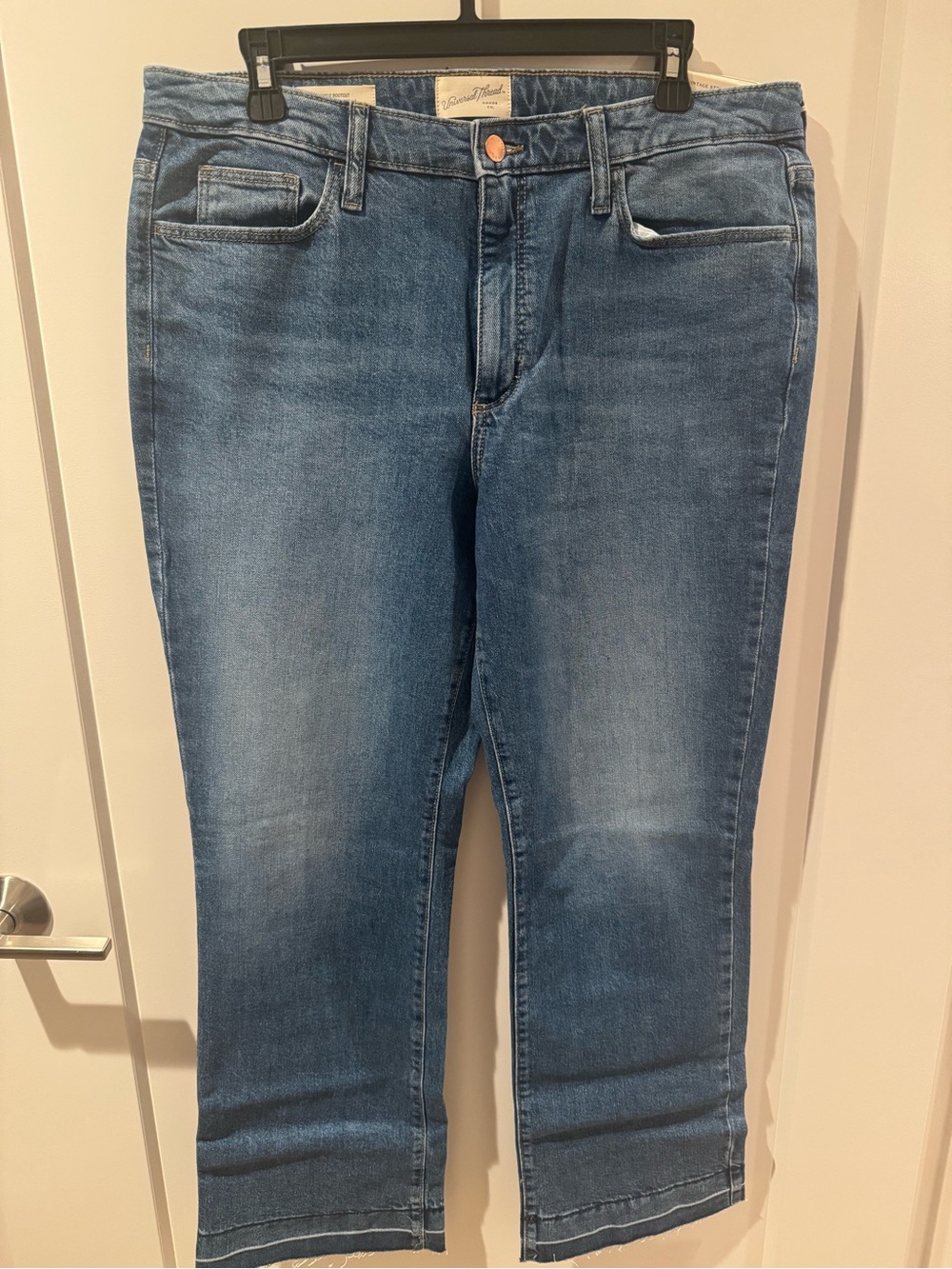 Universal Thread Ankle Bootcut Jeans in Medium Blue Wash 12 L